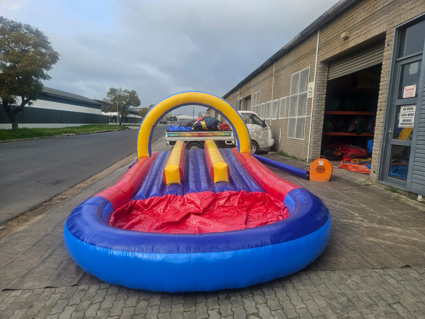 Triple Lane Water Slide