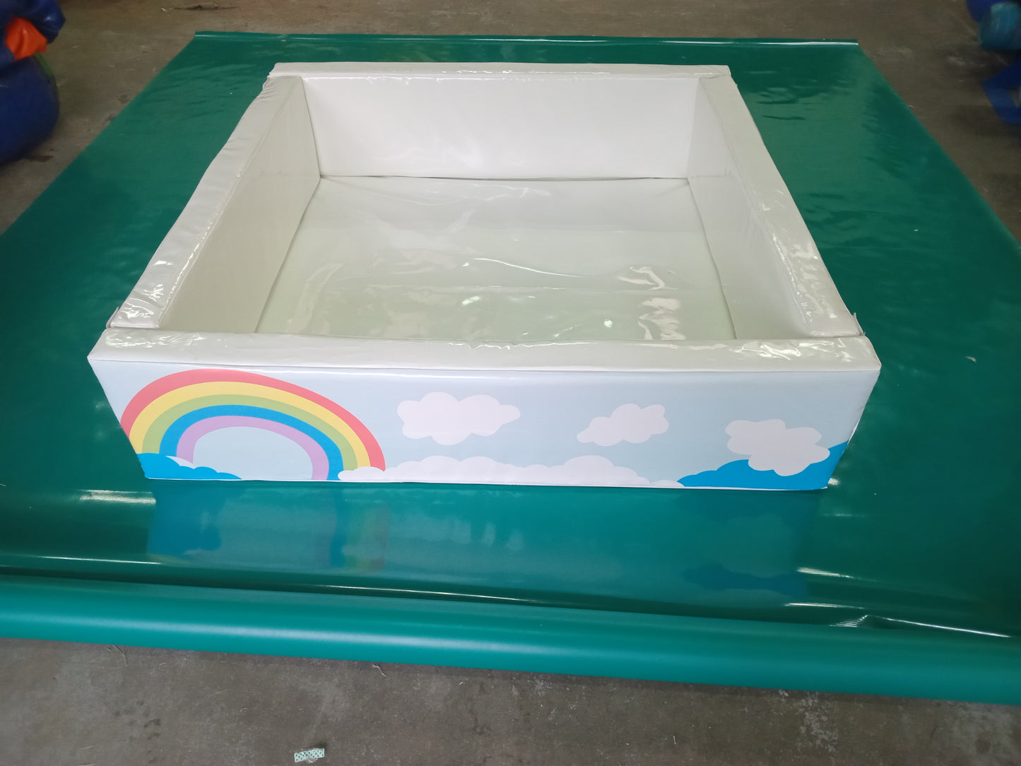 White Rainbow Soft Play Ball Pond