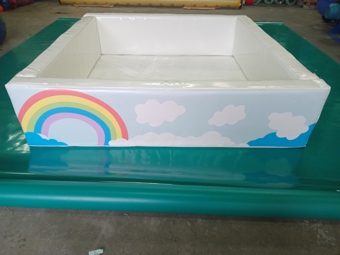 White Rainbow Soft Play Ball Pond