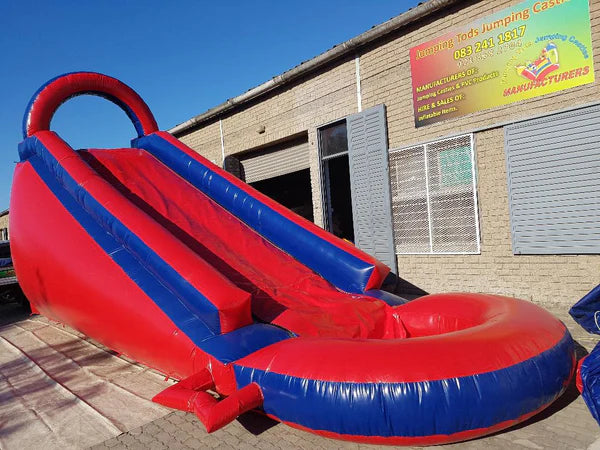 Climb Up Slide with Detachable Pond
