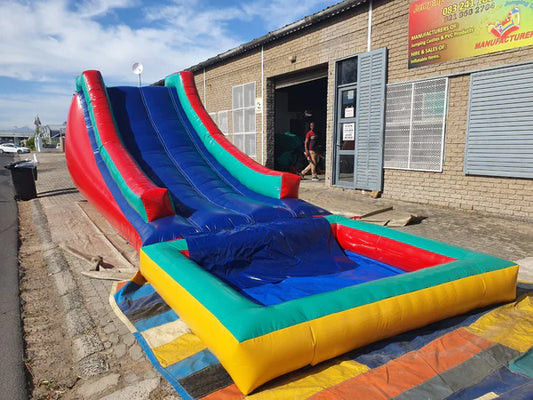 Curve Slide with Detachable Pond