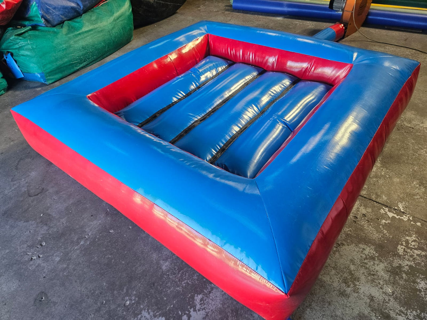 Jumping Ball Pond