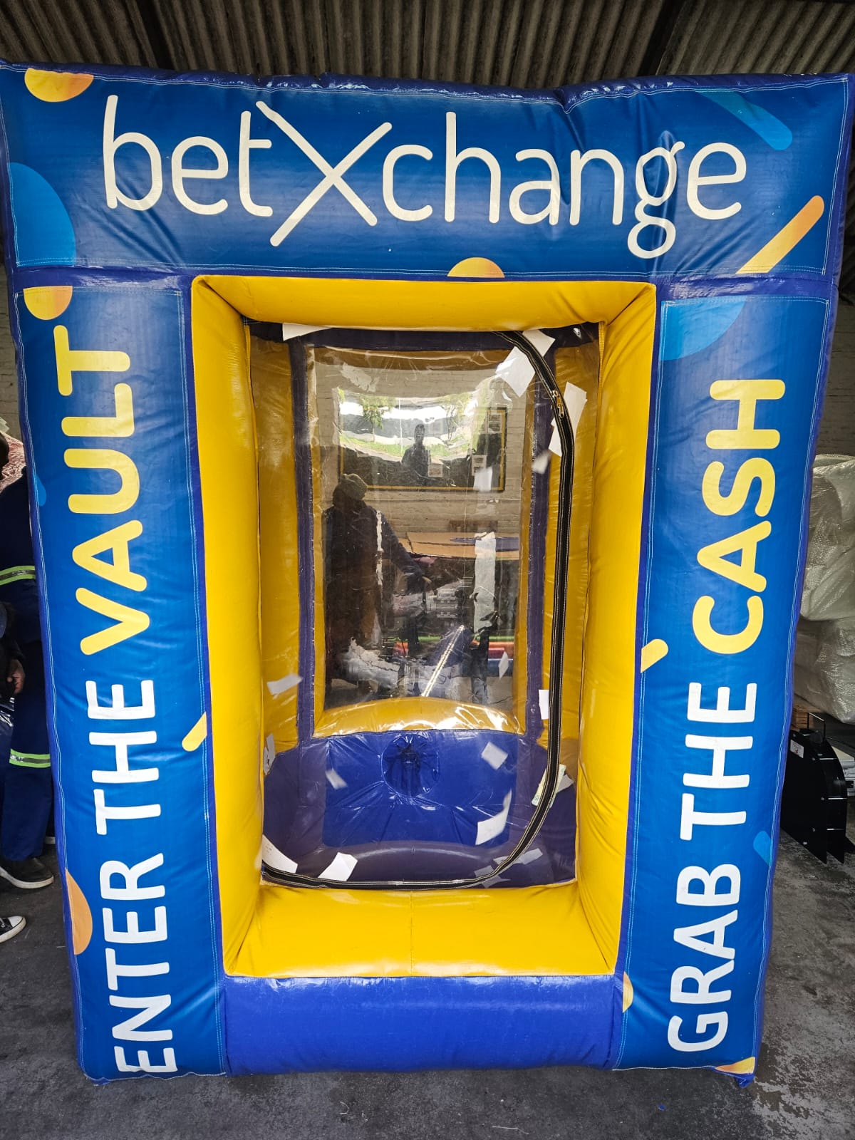 Inflatable Money Booth/Shower