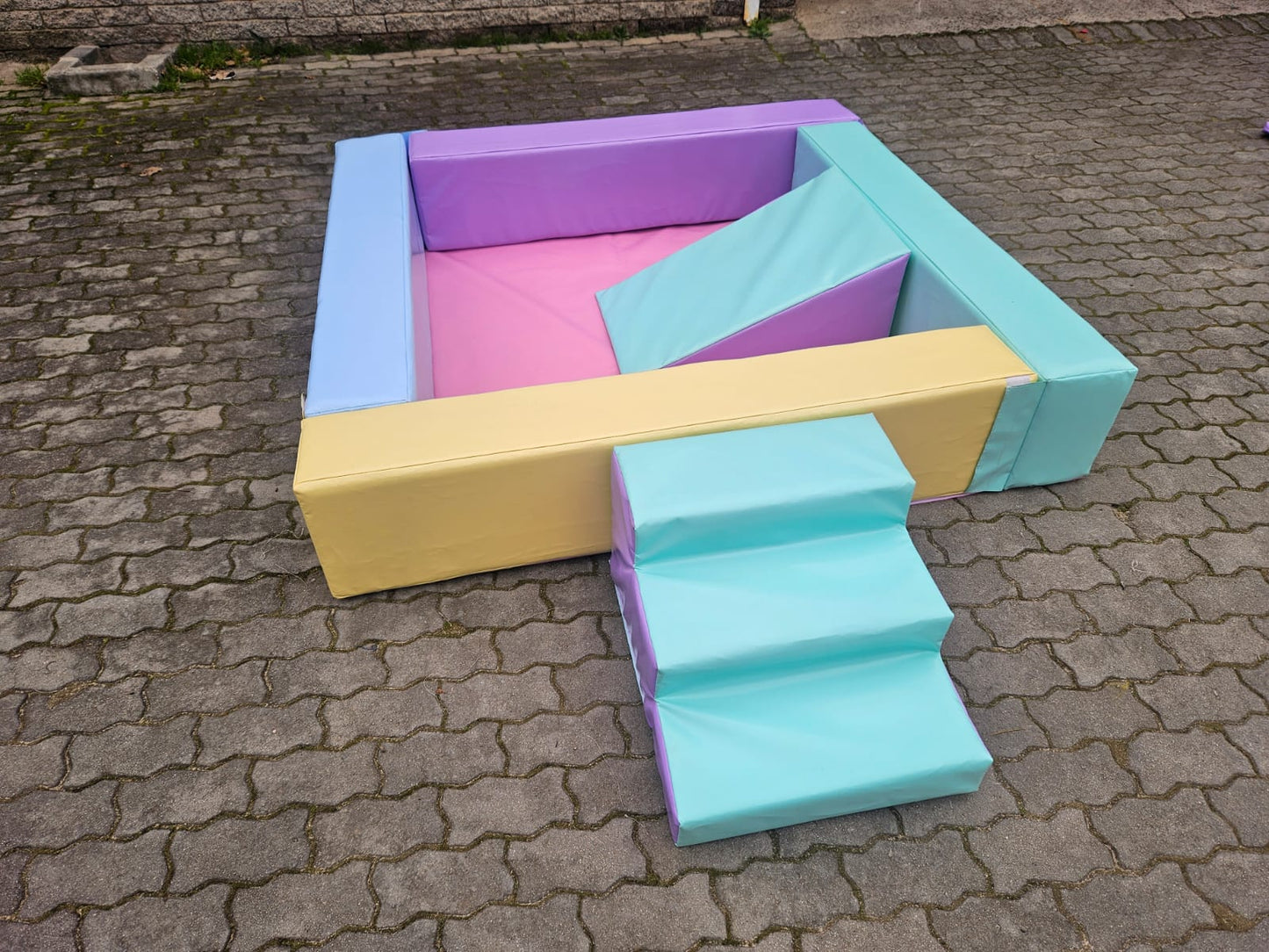Soft Play Pastel Ball Pond