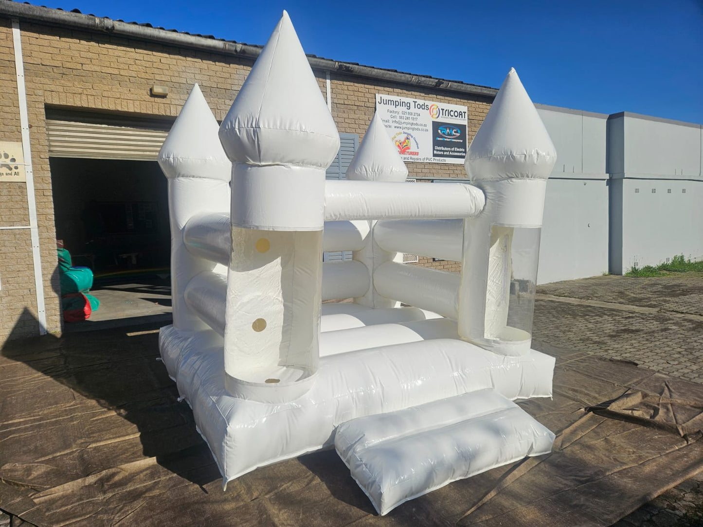 White Bubble Castle