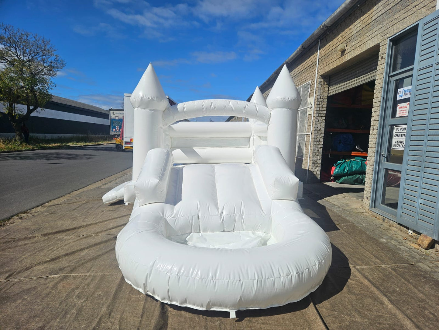 3-in-1 White Fairy Castle