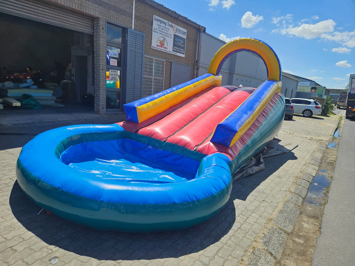 Mini Gladiator with Pond