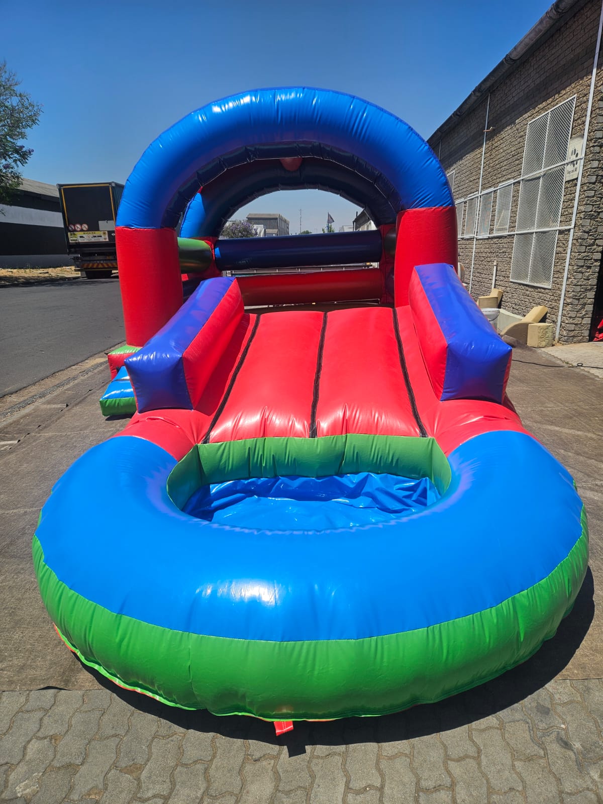 3-in-1 Bouncer with Roof