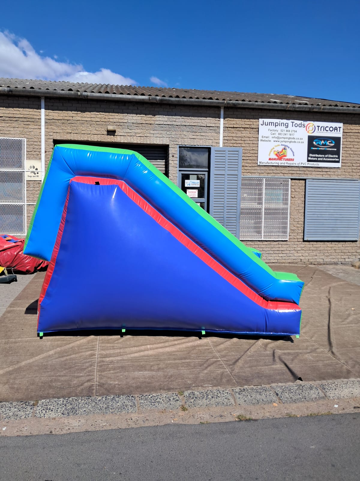 Pool Wedge Slide