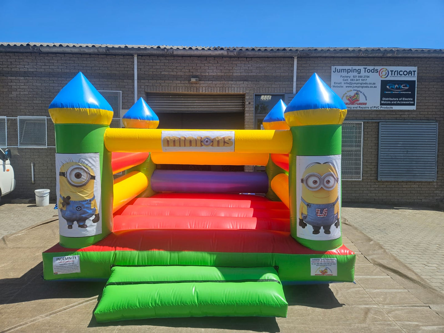 Themed Castle - Minions