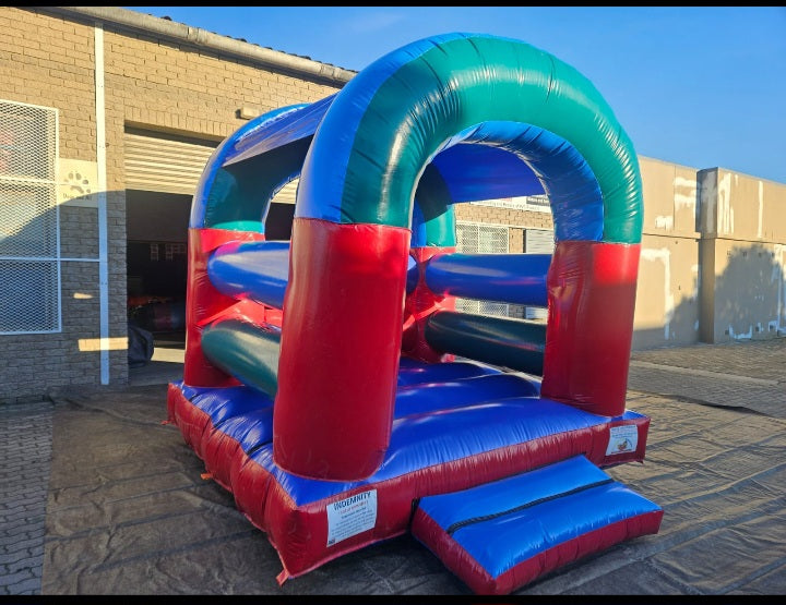 Bouncer with Roof