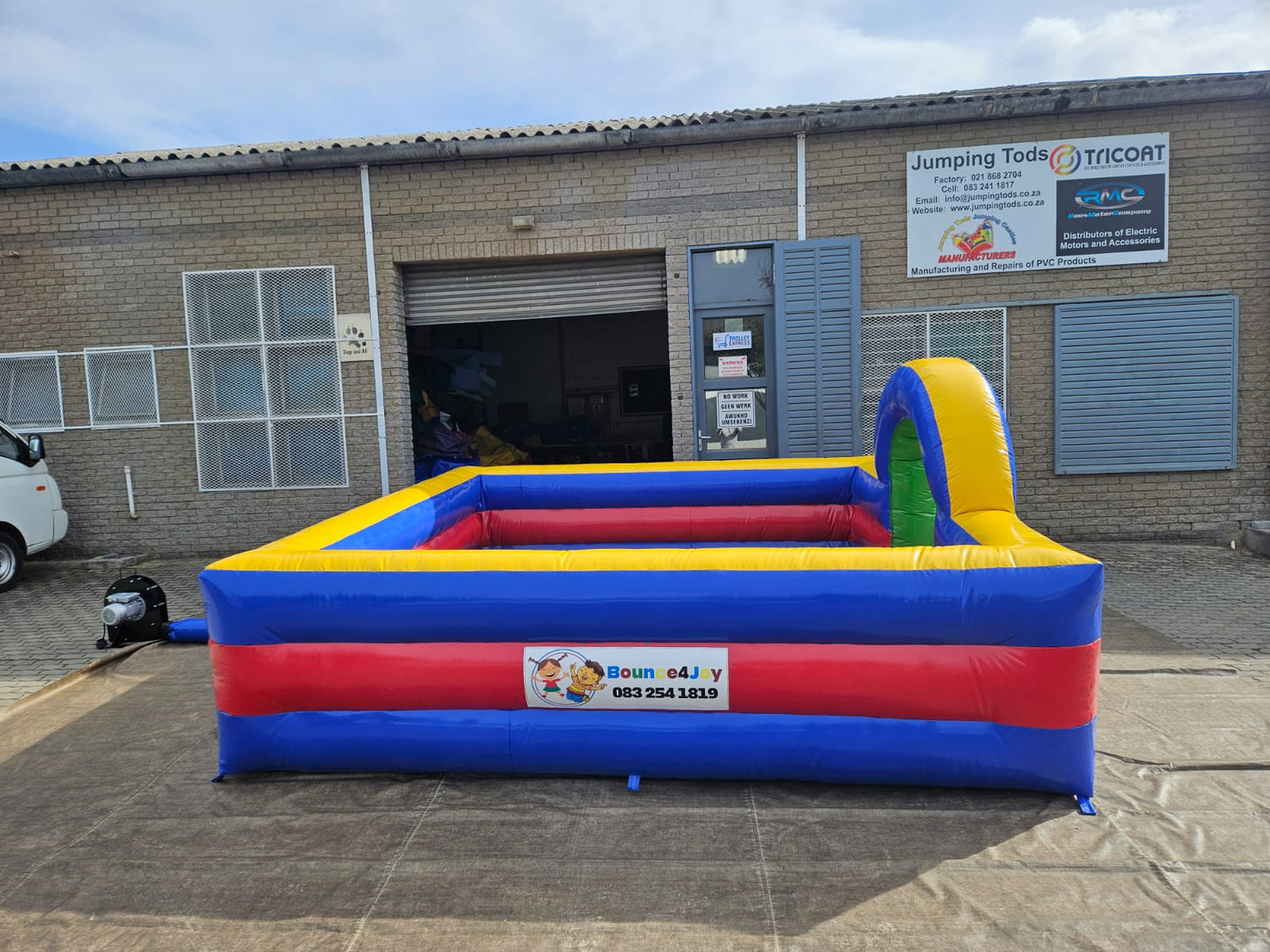 Inflatable Foam Pond